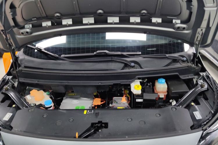 Used AION Y 2022 Plus 70 Tech Edition Engine Bay
