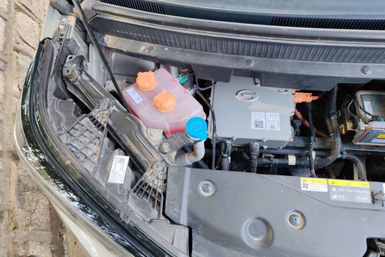 Used AION Y 2022 70 Enjoyment Edition Lithium Iron Phosphate Engine Bay Right