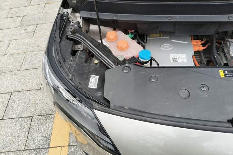 Used AION Y 2022 Plus 70 Smart Edition Engine Bay Right