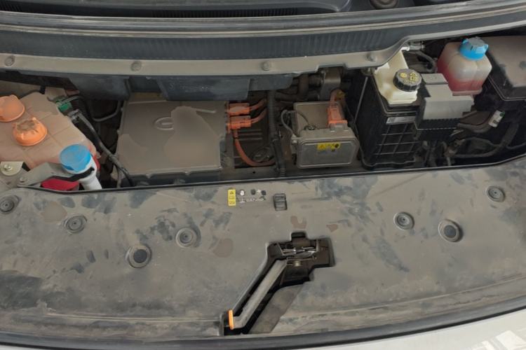 Used AION Y 2022 Plus 70 Smart Edition Engine Bay