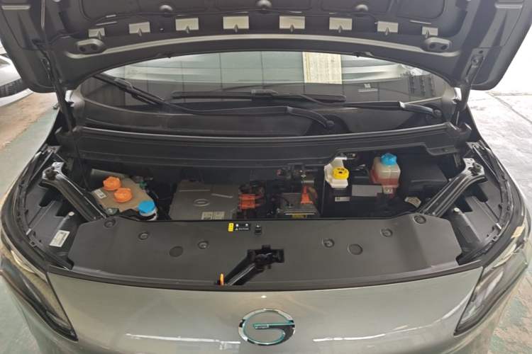 Used AION Y 2022 Plus 70 Smart Edition Engine Bay