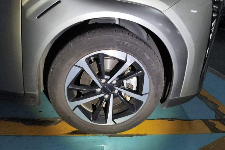 Used AION Y 2022 Plus 70 Smart Edition Exterior 1