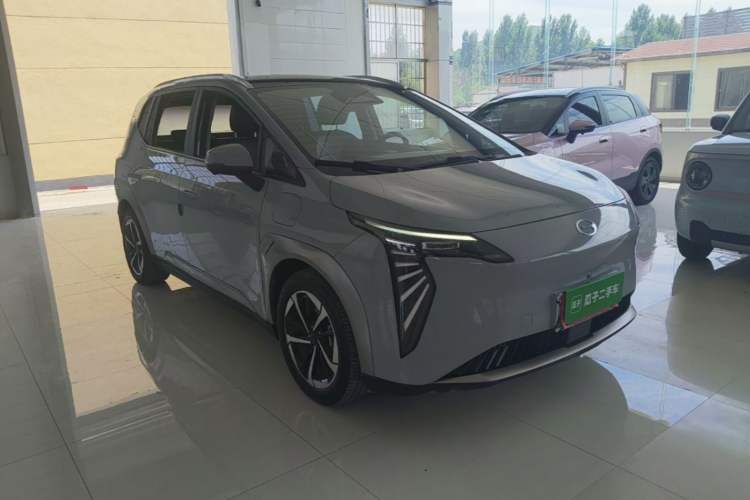 Used AION Y 2022 Plus 70 Smart Edition Exterior 1