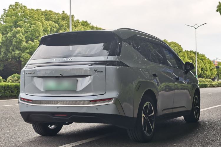 Used AION Y 2022 Plus 80 Smart Edition Exterior 11