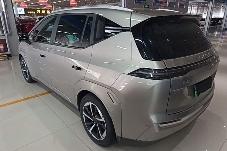 Used AION Y 2022 Plus 70 Smart Edition Exterior 2