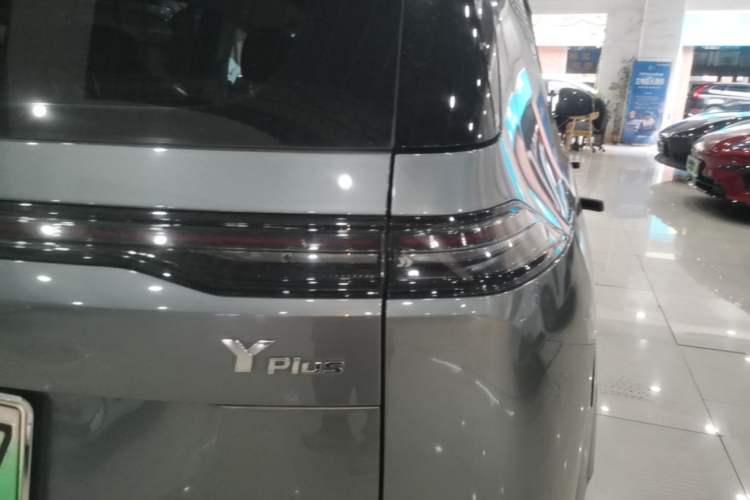 Used AION Y 2022 Plus 70 Smart Edition Exterior 3