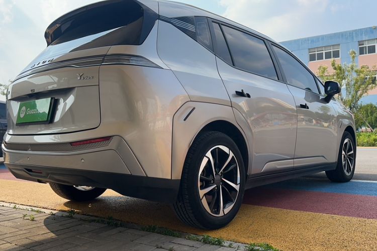 Used AION Y 2022 Plus 70 Smart Edition Exterior 3