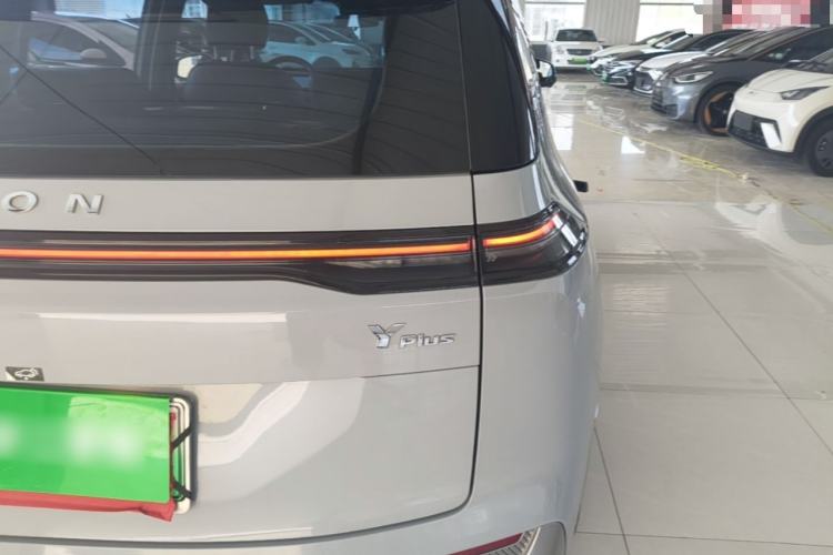 Used AION Y 2022 Plus 70 Smart Edition Exterior 3