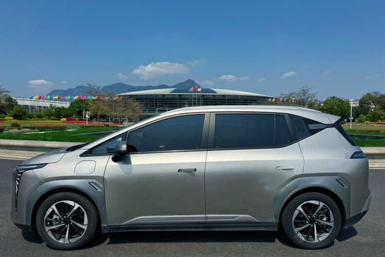 Used AION Y 2022 Plus 70 Smart Edition Exterior 3