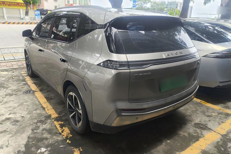 Used AION Y 2022 Plus 70 Smart Edition Exterior 4
