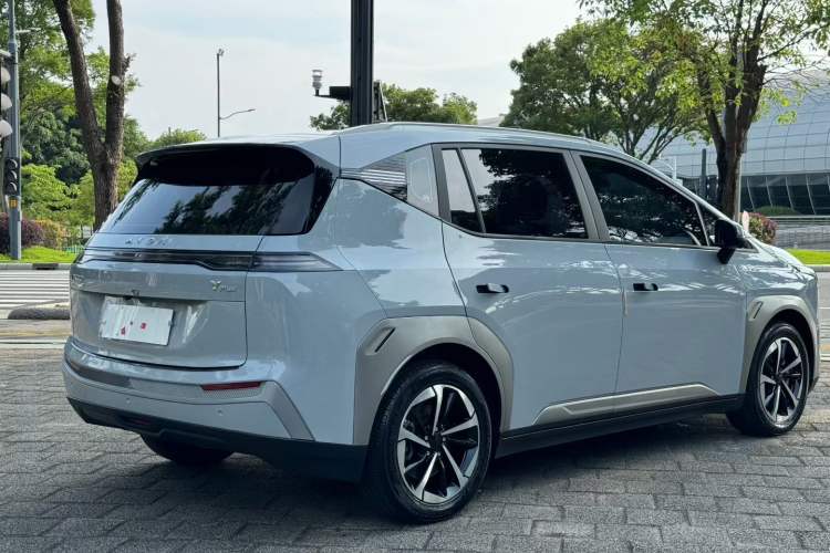 Used AION Y 2022 Plus 70 Smart Edition Exterior 4