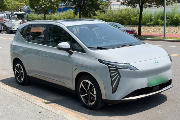 Used AION Y 2022 Plus 70 Smart Edition Exterior 4