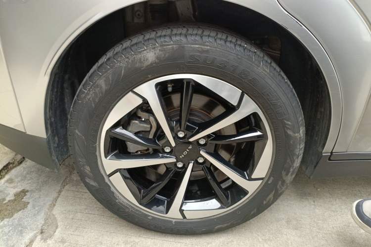 Used AION Y 2022 Plus 70 Smart Edition Exterior 5