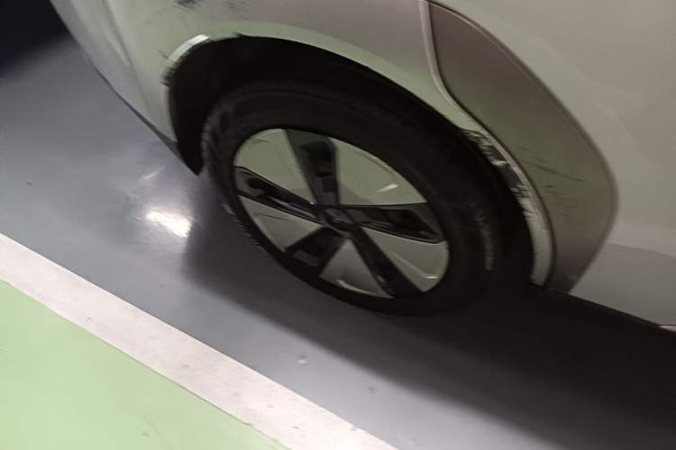 Used AION Y 2022 Plus 70 Smart Edition Exterior 5