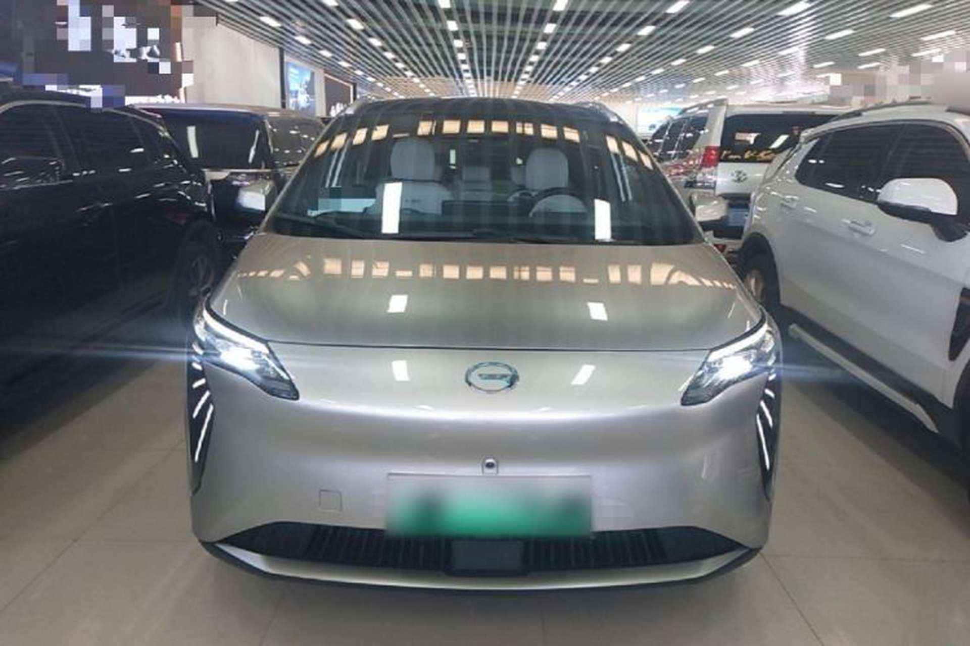 Used AION Y 2022 Plus 70 Tech Edition Front