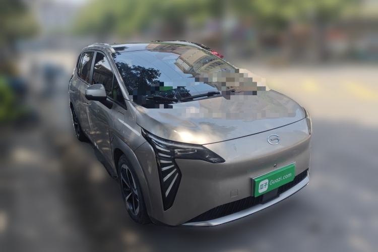 Used AION Y 2022 Plus 70 Smart Edition Front Right 45 Deg
