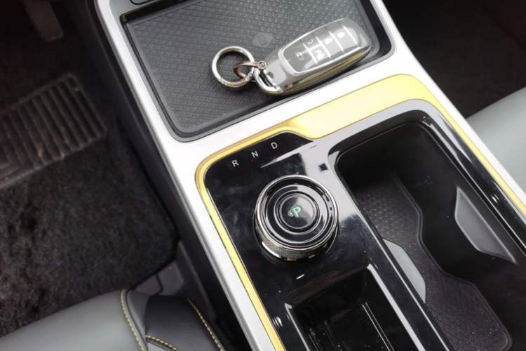 Used AION Y 2022 70 Intelligent Edition Ternary Lithium Gear Lever