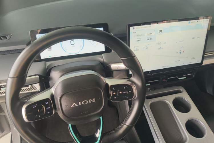 Used AION Y 2022 Plus 80 Smart Edition Gear Lever