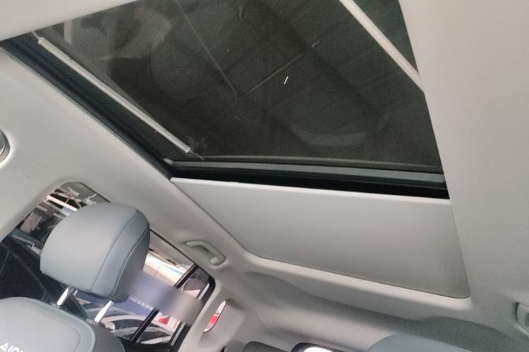 Used AION Y 2022 Plus 70 Smart Edition Headliner