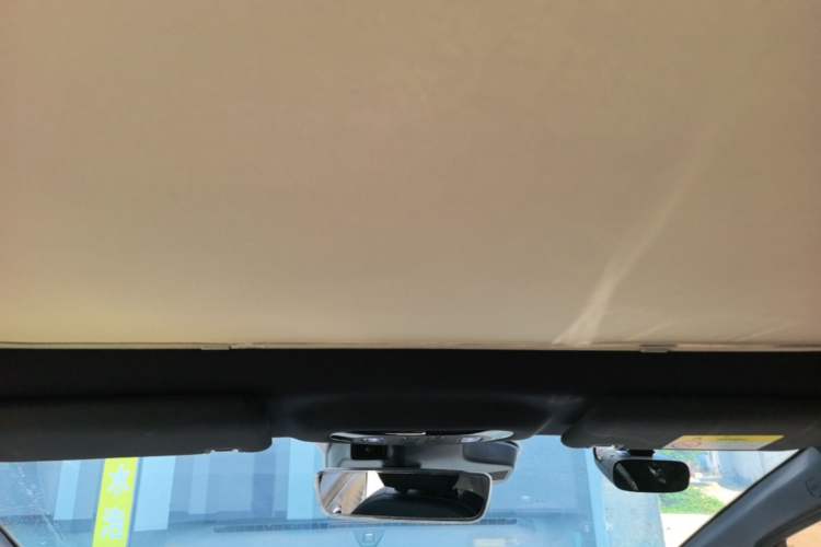 Used AION Y 2022 70 Intelligent Driving Version Lithium Iron Phosphate Headliner