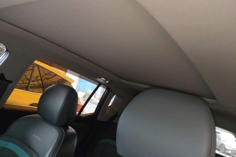 Used AION Y 2022 Plus 70 Tech Edition Headliner