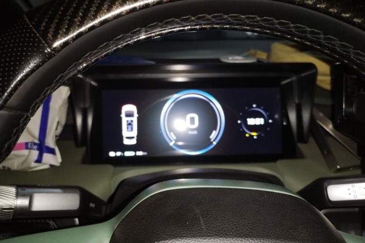 Used AION Y 2022 Plus 80 Enjoy Edition Instrument Cluster