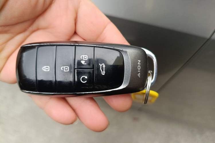 Used AION Y 2022 Plus 70 Smart Edition Interior 1