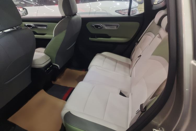 Used AION Y 2022 Plus 70 Tech Edition Interior 1