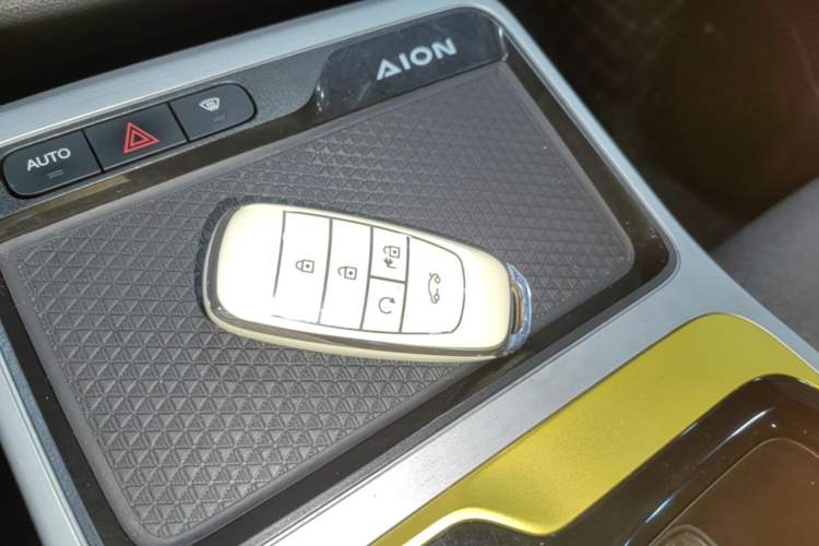 Used AION Y 2022 Plus 70 Enjoy Edition Interior 1