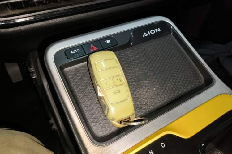 Used AION Y 2022 70 Enjoyment Edition Lithium Iron Phosphate Interior 1