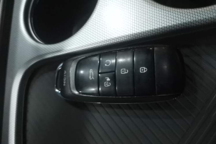 Used AION Y 2022 Plus 70 Smart Edition Interior 1