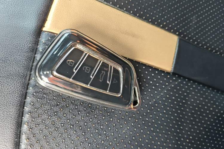 Used AION Y 2022 70 Intelligent Edition Lithium Iron Phosphate Interior 1
