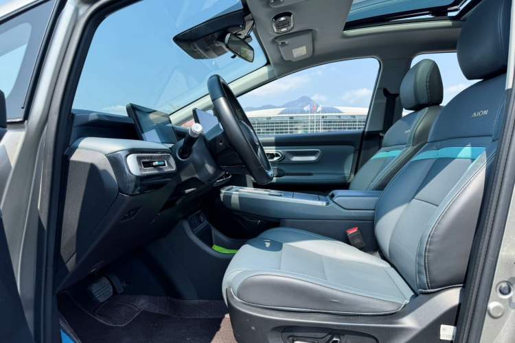 Used AION Y 2022 Plus 70 Smart Edition Interior 2