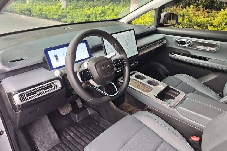 Used AION Y 2022 Plus 80 Smart Edition Interior 3