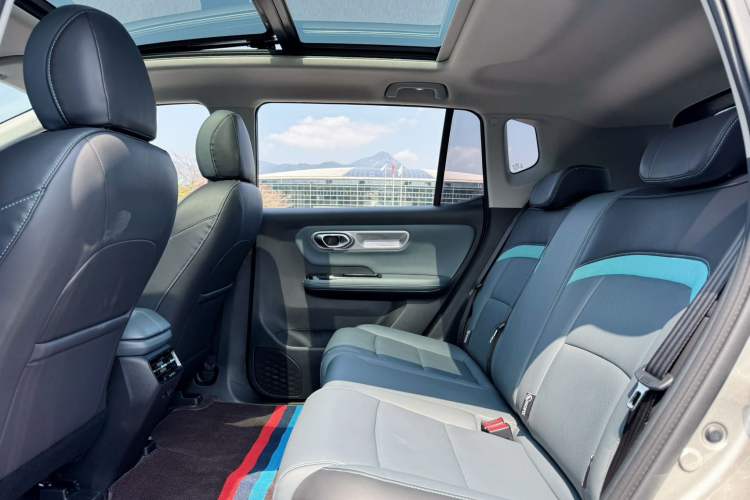 Used AION Y 2022 Plus 70 Smart Edition Interior 3