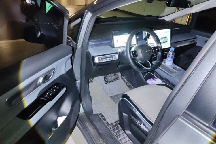 Used AION Y 2022 Plus 80 Enjoy Edition Interior 3