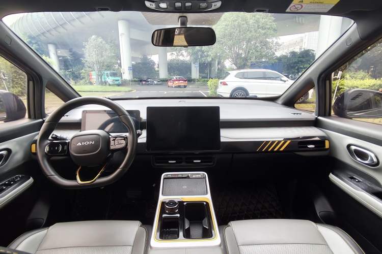 Used AION Y 2022 70 Intelligent Edition Lithium Iron Phosphate Interior 6