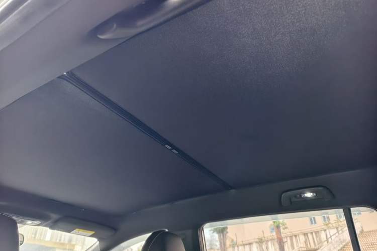Used AION Y 2022 70 Intelligent Edition Lithium Iron Phosphate Interior 6
