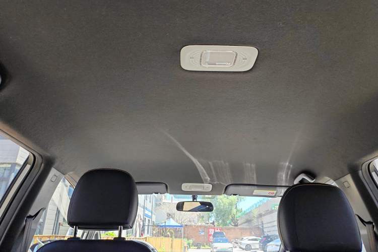 Used AION Y 2022 70 Enjoyment Edition Lithium Iron Phosphate Interior 7
