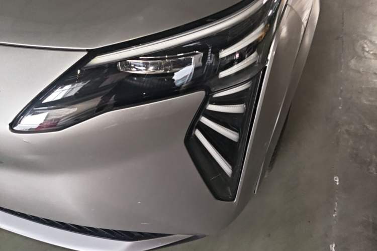 Used AION Y 2022 Plus 70 Smart Edition Left Front Headlight