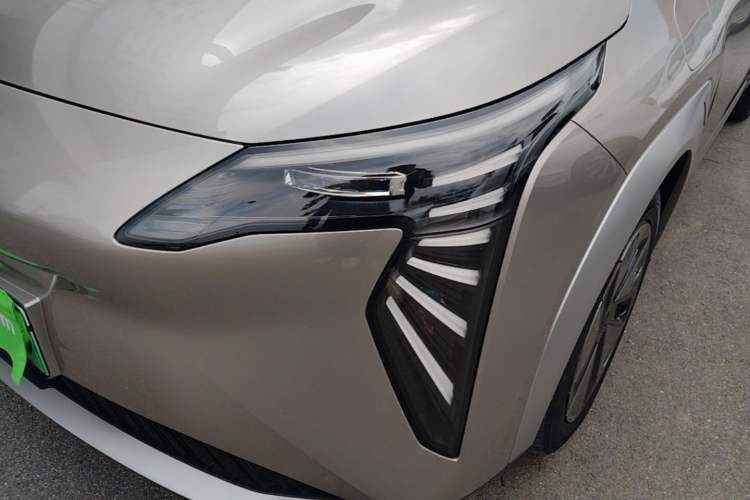 Used AION Y 2022 Plus 70 Enjoy Edition Left Front Headlight