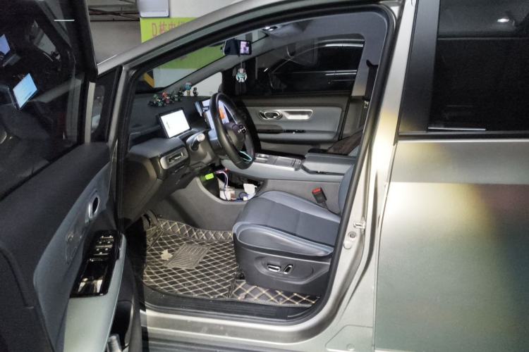 Used AION Y 2022 Plus 70 Smart Edition Left Front Seat