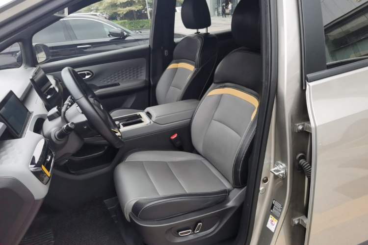 Used AION Y 2022 70 Intelligent Edition Ternary Lithium Left Front Seat