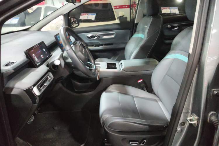 Used AION Y 2022 Plus 70 Smart Edition Left Front Seat
