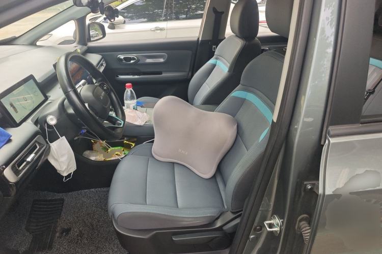 Used AION Y 2022 Plus 70 Enjoy Edition Left Front Seat