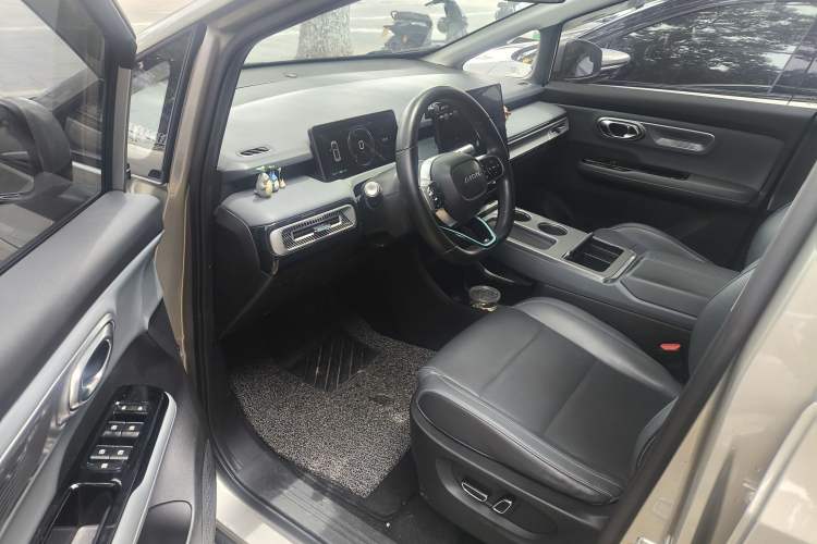 Used AION Y 2022 Plus 70 Smart Edition Left Front Seat