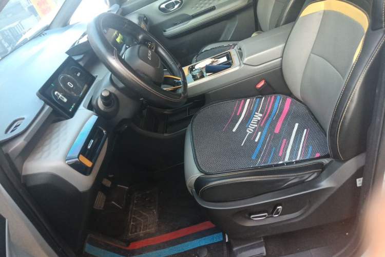 Used AION Y 2022 70 Intelligent Edition Lithium Iron Phosphate Left Front Seat