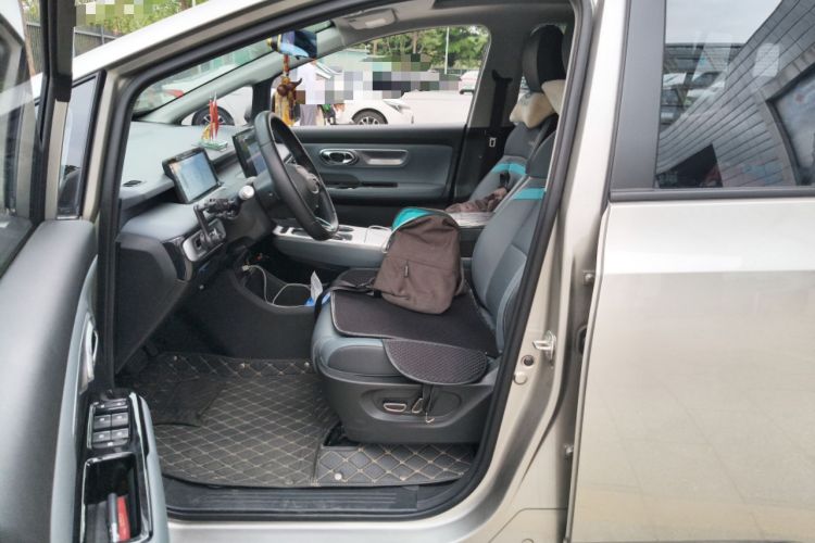 Used AION Y 2022 Plus 70 Smart Edition Left Front Seat
