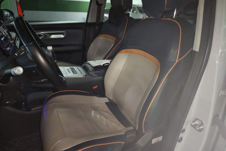 Used AION Y 2022 Plus 70 Smart Edition Left Front Seat