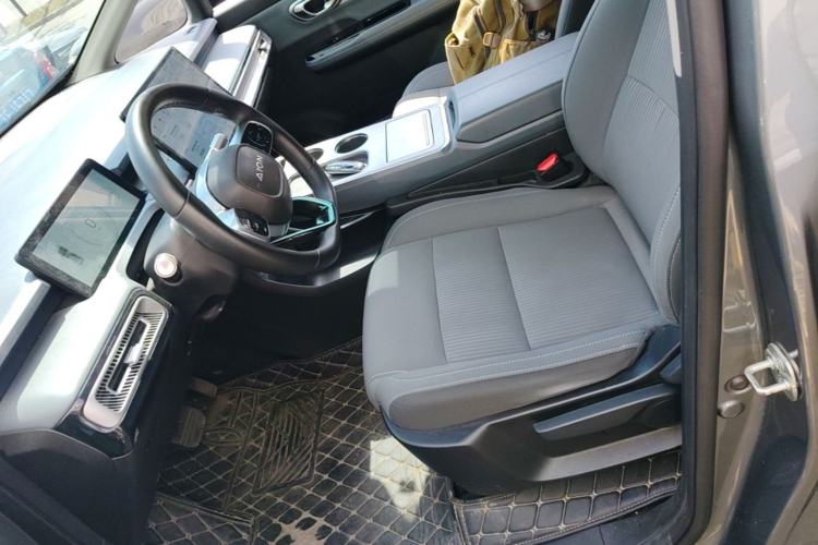 Used AION Y 2022 Plus 80 Enjoy Edition Left Front Seat